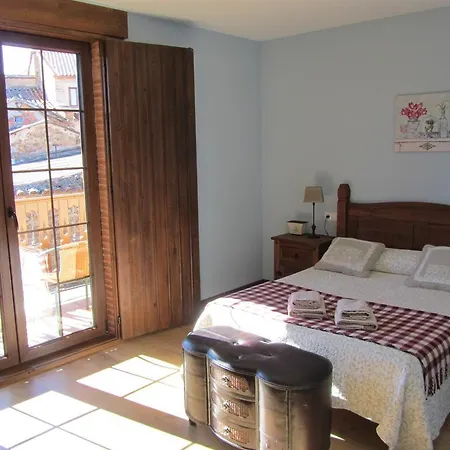 لا بوسادا دي توريبيا بيت ريفي Val De San Lorenzo