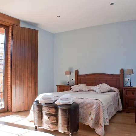 لا بوسادا دي توريبيا بيت ريفي 3*