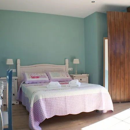 بيت ريفي لا بوسادا دي توريبيا